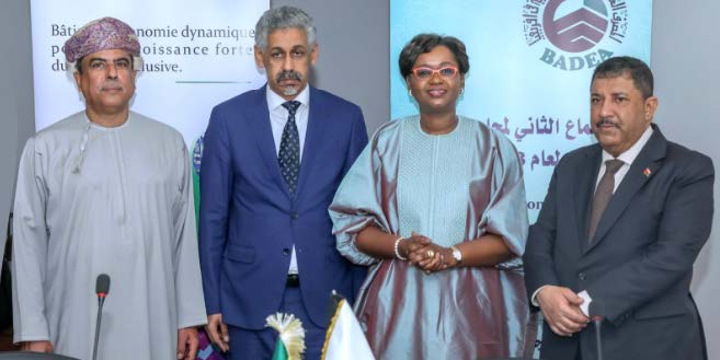 La première réunion de l’année 2023 du Conseil d’administration de la Banque arabe pour le développement économique en Afrique (BADEA) s’est ouverte à Dakar (Sénégal). Cette rencontre d’une grande importance, prévue initialement du 15 au 17 mars 2023, a démarré ce jeudi 16 mars, sous la présidence de Madame Oulimata Sarr, ministre de l’Économie, du Plan et de la Coopération, en présence de S.E. Dr Sidi Ould Tah, Directeur général de la BADEA, et les membres du Conseil d’administration de ladite banque.