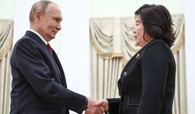 Rapprochement militaire, diplomatique, économique et culturel entre la Russie et la Corée du Nord